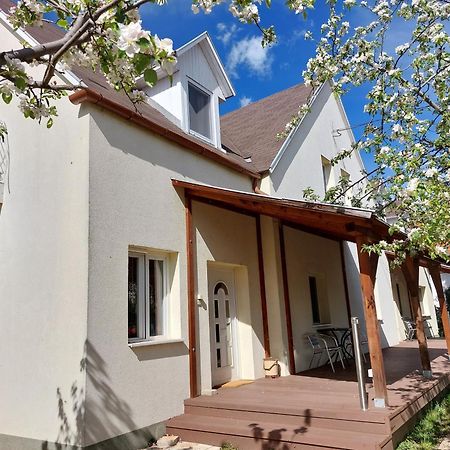 Bridgehaus Lägenhet Balatonfüred Exteriör bild