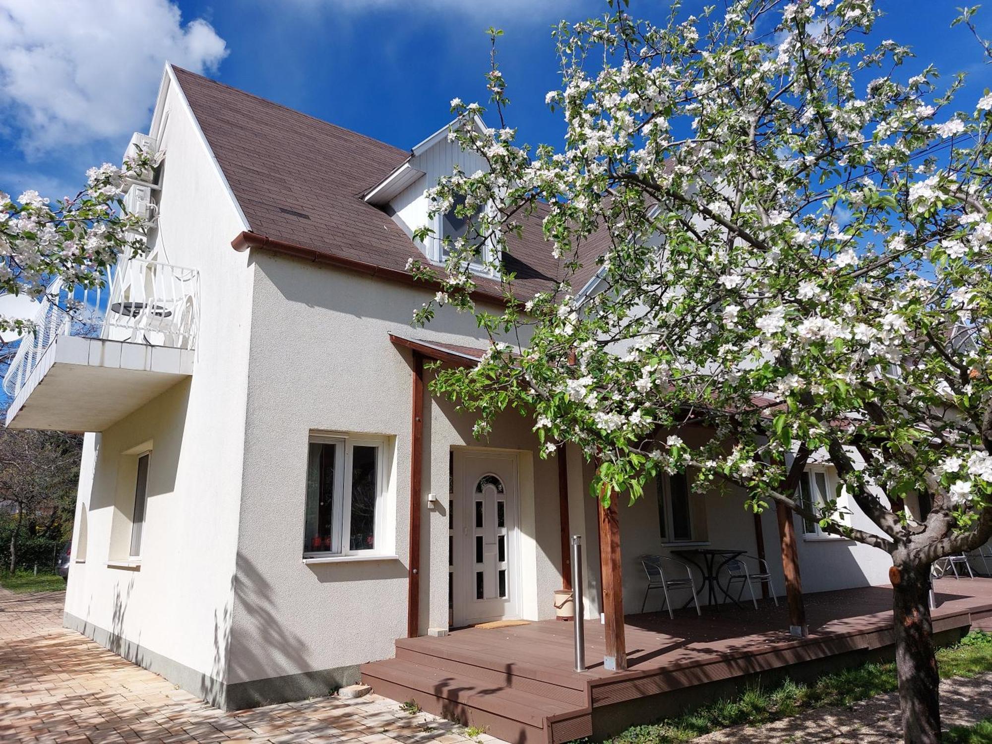Bridgehaus Lägenhet Balatonfüred Exteriör bild