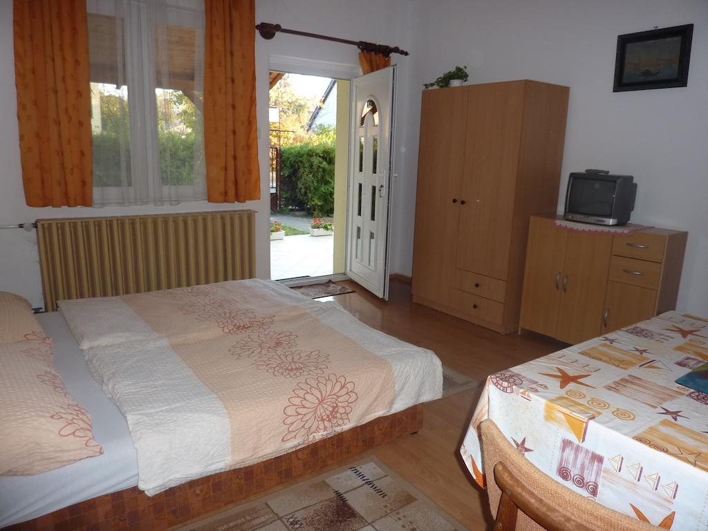 Bridgehaus Lägenhet Balatonfüred Rum bild